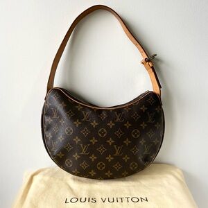 Louis Vuitton Croissant MM